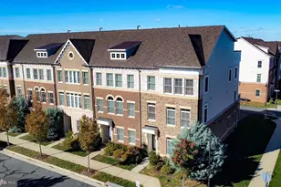 44750 Maynard Square, Ashburn, VA 20147 - Photo 2