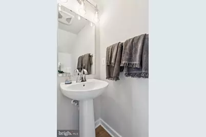 1039 Inferno Terrace SE, Leesburg, VA 20175 - Photo 10