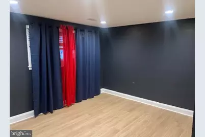 304 E Gordon Street E, Sterling, VA 20164 - Photo 12