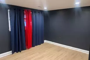 304 E Gordon Street E, Sterling, VA 20164 - Photo 12