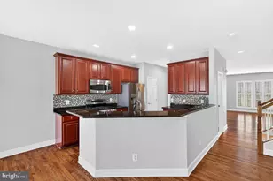 102 Great Laurel Square SE, Leesburg, VA 20175 - Photo 14