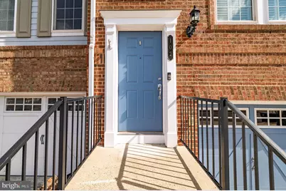 102 Great Laurel Square SE, Leesburg, VA 20175 - Photo 4