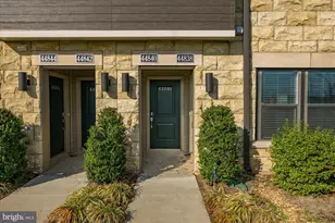 44840 Tiverton Sq, Ashburn, VA 20147 - Photo 4