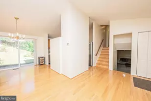 1803 E Beech Rd, Sterling, VA 20164 - Photo 8