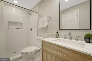 47425 River Crest St, Sterling, VA 20165 - Photo 38