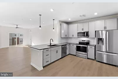 750 Mount Airy Terrace NE #304, Leesburg, VA 20176 - Photo 2