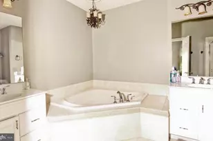 42983 Pascale Terrace, Ashburn, VA 20148 - Photo 22