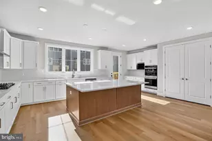 42141 Gilded Stone Ter, Brambleton, VA 20148 - Photo 1