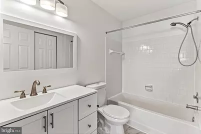 120 Prosperity Avenue SE #E, Leesburg, VA 20175 - Photo 22