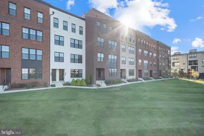 22361 Roanoke Rise Terrace, Ashburn, VA 20148 - Photo 4