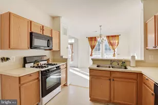 41971 Blue Flag Terrace, Aldie, VA 20105 - Photo 4