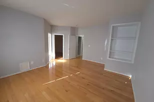 20387 Fallsway Terrace, Sterling, VA 20165 - Photo 10