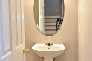 20387 Fallsway Terrace, Sterling, VA 20165 - Photo 8