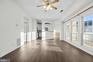 664 Gateway Dr SE, Leesburg, VA 20175 - Photo 1