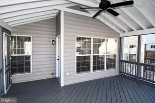 26005 Hartwood Dr, Chantilly, VA 20152 - Photo 24