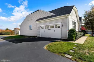 40736 Witherspoon Ct, Aldie, VA 20105 - Photo 4