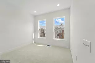 19722 Peach Flower Ter, Ashburn, VA 20147 - Photo 32