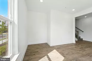 19722 Peach Flower Ter, Ashburn, VA 20147 - Photo 14