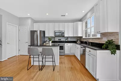 21758 Flora Springs Terrace, Ashburn, VA 20147 - Photo 8