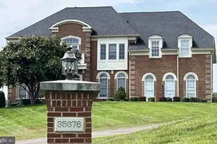 35376 Glencoe Ct, Round Hill, VA 20141 - Photo 2