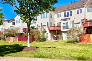 25205 Larks Terrace, Chantilly, VA 20152 - Photo 26