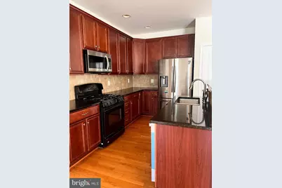 25205 Larks Terrace, Chantilly, VA 20152 - Photo 4