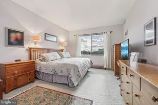 19375 Cypress Ridge Terrace, Leesburg, VA 20176 - Photo 24