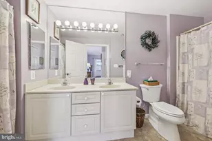 19375 Cypress Ridge Terrace, Leesburg, VA 20176 - Photo 22