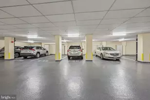 19375 Cypress Ridge Terrace, Leesburg, VA 20176 - Photo 40