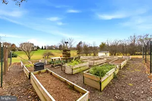 15700 Trapshire Ct, Waterford, VA 20197 - Photo 92