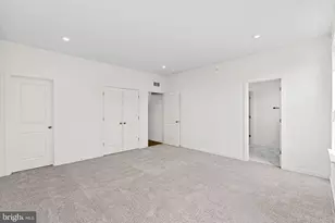 19750 Misty Moss Sq, Ashburn, VA 20147 - Photo 18