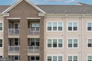 21630 Hawksbill High Cir, Sterling, VA 20164 - Photo 40