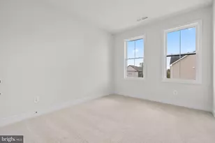 42119 Picasso Sq, Ashburn, VA 20148 - Photo 28