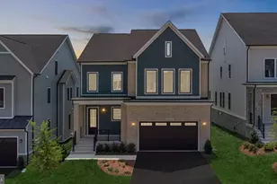 41878 Night Nurse Cir, Brambleton, VA 20148 - Photo 2