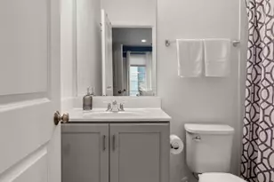 20379 Codman Dr, Ashburn, VA 20147 - Photo 12