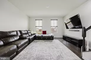 43831 Stubble Cor Sq, Ashburn, VA 20147 - Photo 18