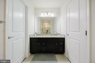 43831 Stubble Cor Sq, Ashburn, VA 20147 - Photo 38