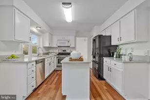 714 Clairmont Ct NE, Leesburg, VA 20176 - Photo 12