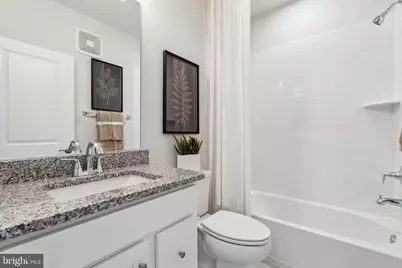 1043 Inferno Terrace SE, Leesburg, VA 20175 - Photo 14