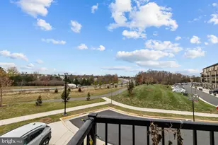 22528 Wilson View Ter, Ashburn, VA 20148 - Photo 32