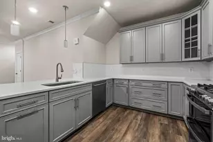 22528 Wilson View Ter, Ashburn, VA 20148 - Photo 12