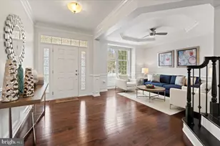 23151 Glenorchy Ct, Ashburn, VA 20148 - Photo 8