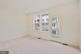 19872 Yellow Daisy Ter, Ashburn, VA 20147 - Photo 18