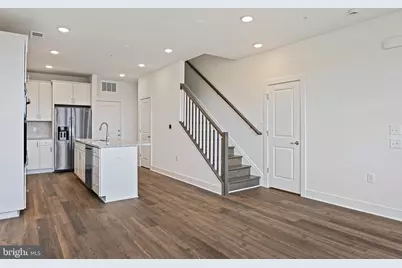 19872 Yellow Daisy Terrace, Ashburn, VA 20147 - Photo 4