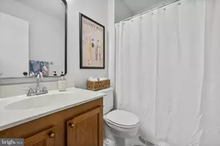 48 McPherson Cir, Sterling, VA 20165 - Photo 26