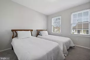 48 McPherson Cir, Sterling, VA 20165 - Photo 28