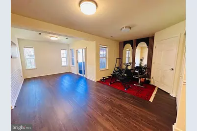 43005 Beachall Street, Chantilly, VA 20152 - Photo 16