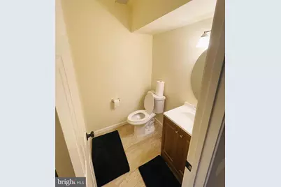 43005 Beachall Street, Chantilly, VA 20152 - Photo 22