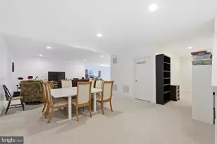 23595 Golden Embers Square, Ashburn, VA 20148 - Photo 32