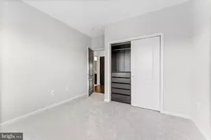 23483 Logans Ridge Terrace, Ashburn, VA 20148 - Photo 32